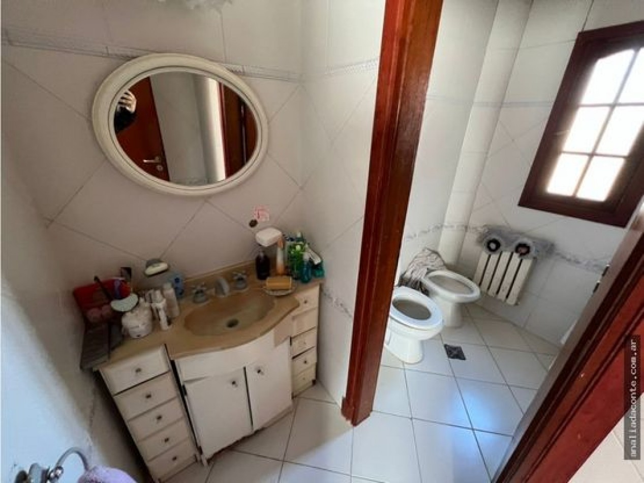 Gran chalet 4 amb. Aragon 5800. Gran parque. Toma valores