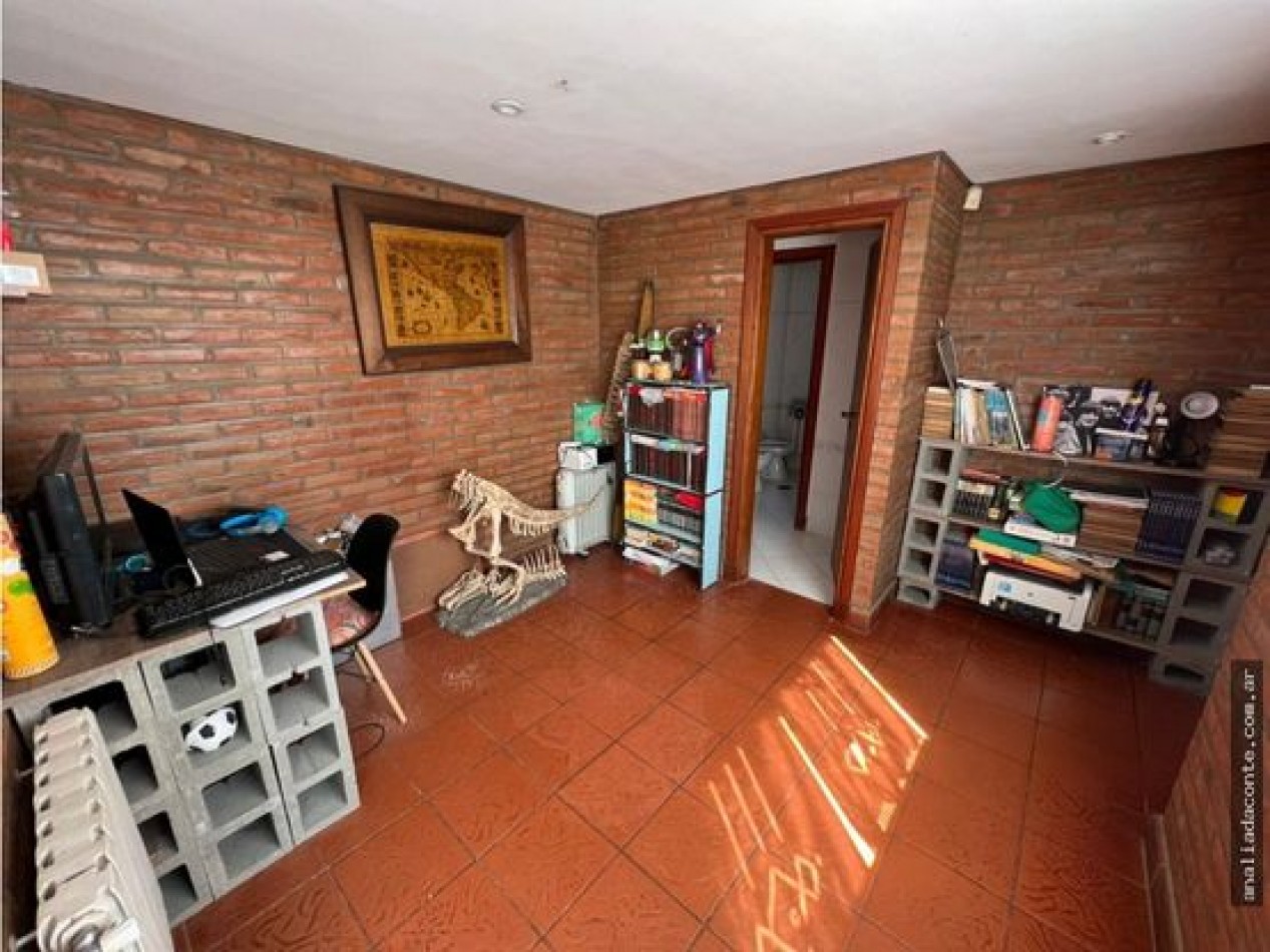 Gran chalet 4 amb. Aragon 5800. Gran parque. Toma valores