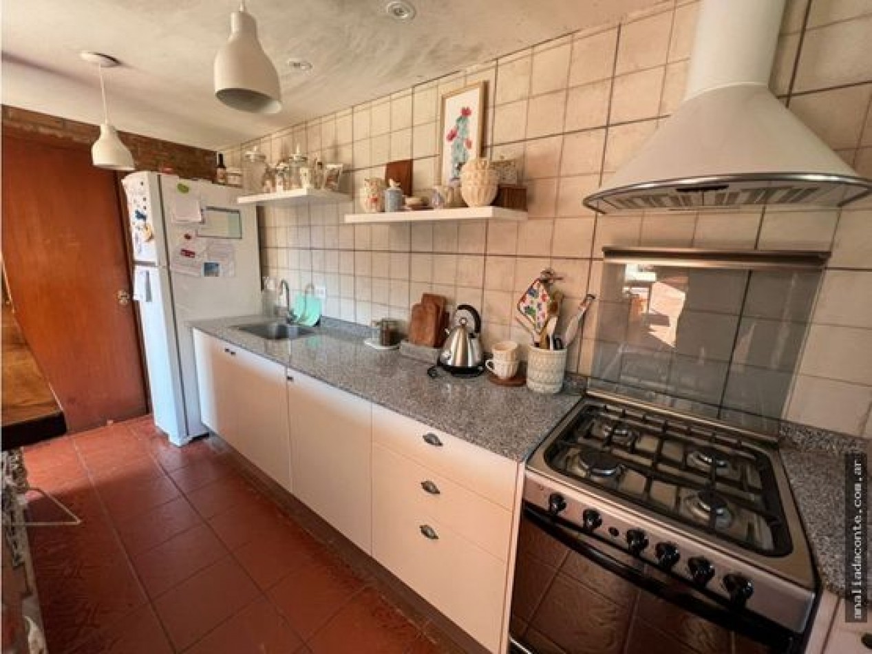 Gran chalet 4 amb. Aragon 5800. Gran parque. Toma valores