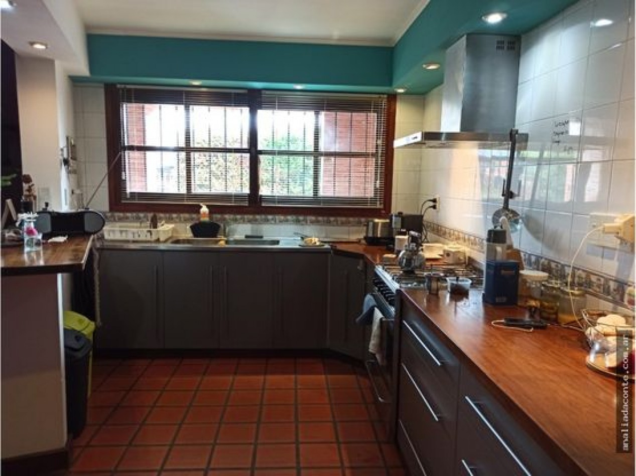 Espectacular chalet sobre 2 lotes Caisamar