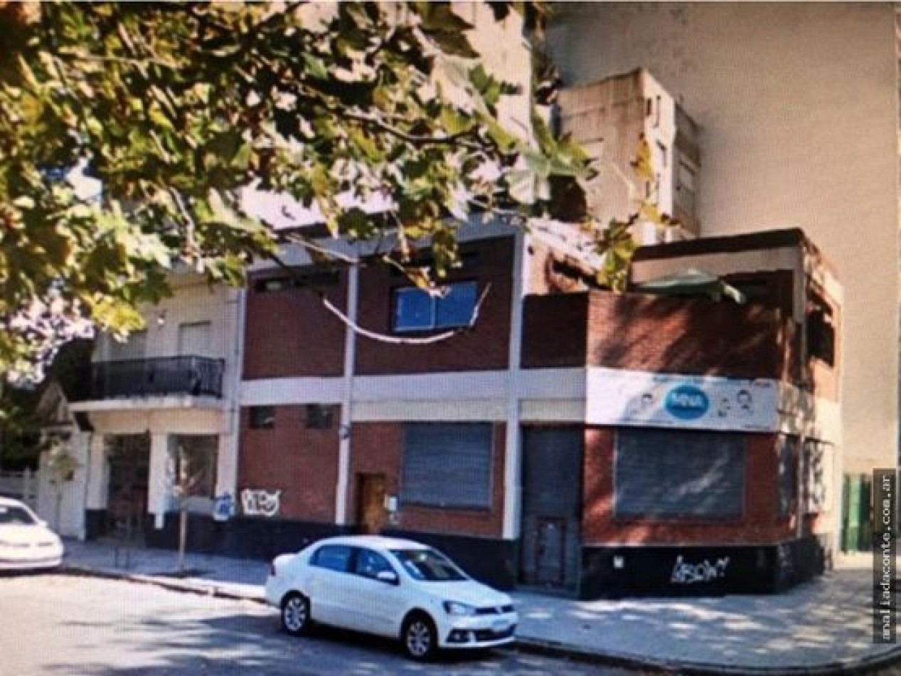 HERMOSO LOCAL COMERCIAL EN ESQUINA