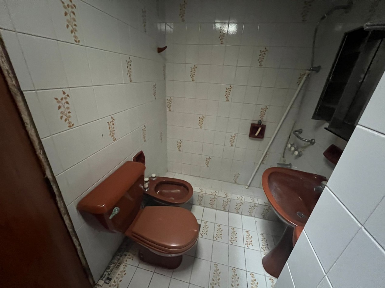 CHALET 4 AMBIENTES SAN JERONIMO