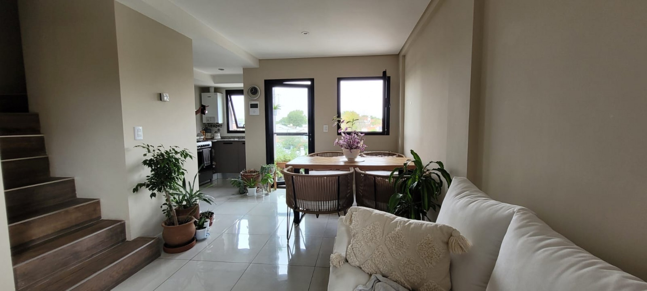IMPECABLE DEPARTAMENTO 3 AMBIENTES MODERNO