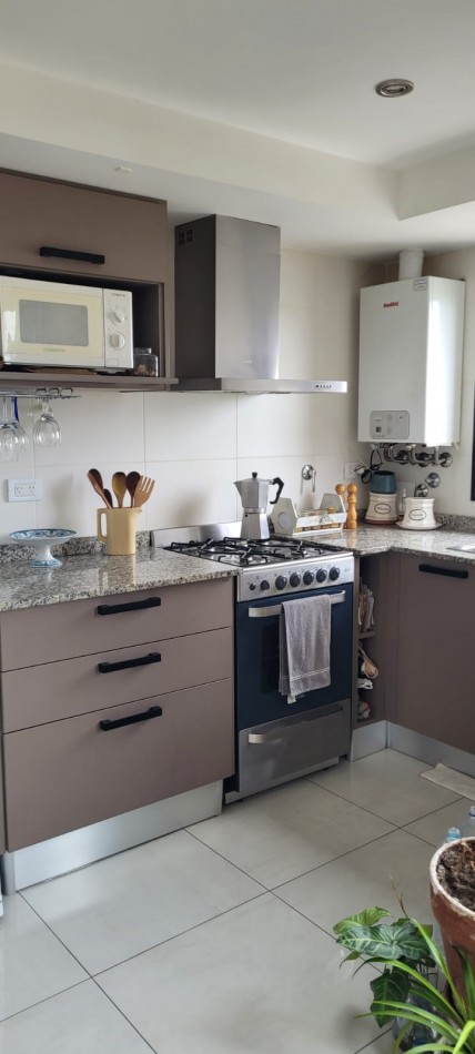 IMPECABLE DEPARTAMENTO 3 AMBIENTES MODERNO