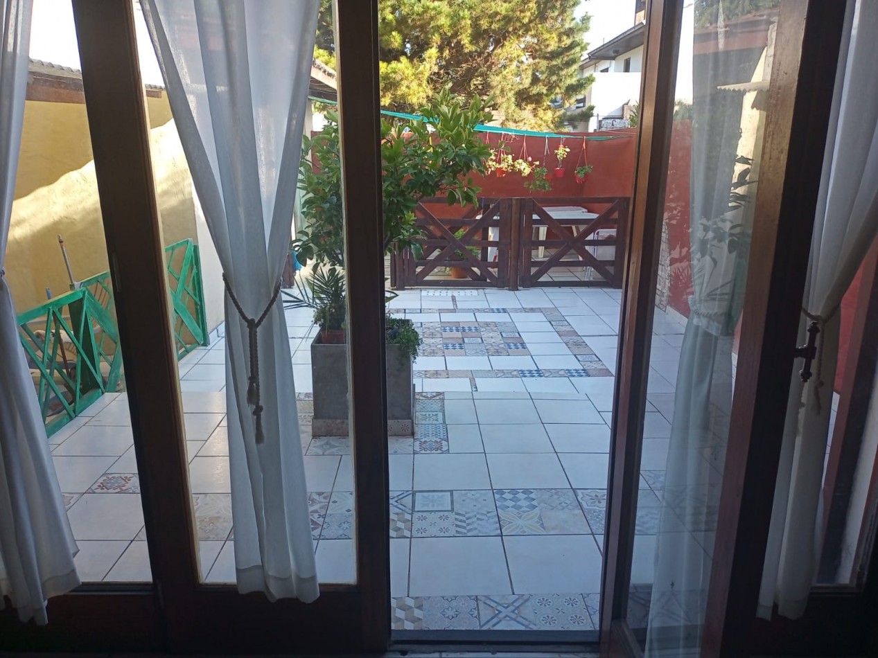 Hermoso Chalet con depto. 2 amb.en Lo mejor de Caisamar