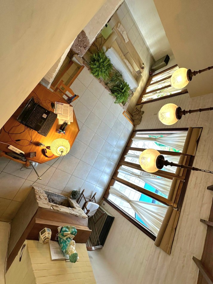 Hermoso Chalet con depto. 2 amb.en Lo mejor de Caisamar