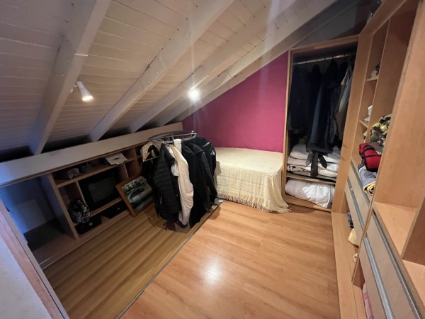 Hermoso chalet 4 amb con parque y piscina en Los pinares