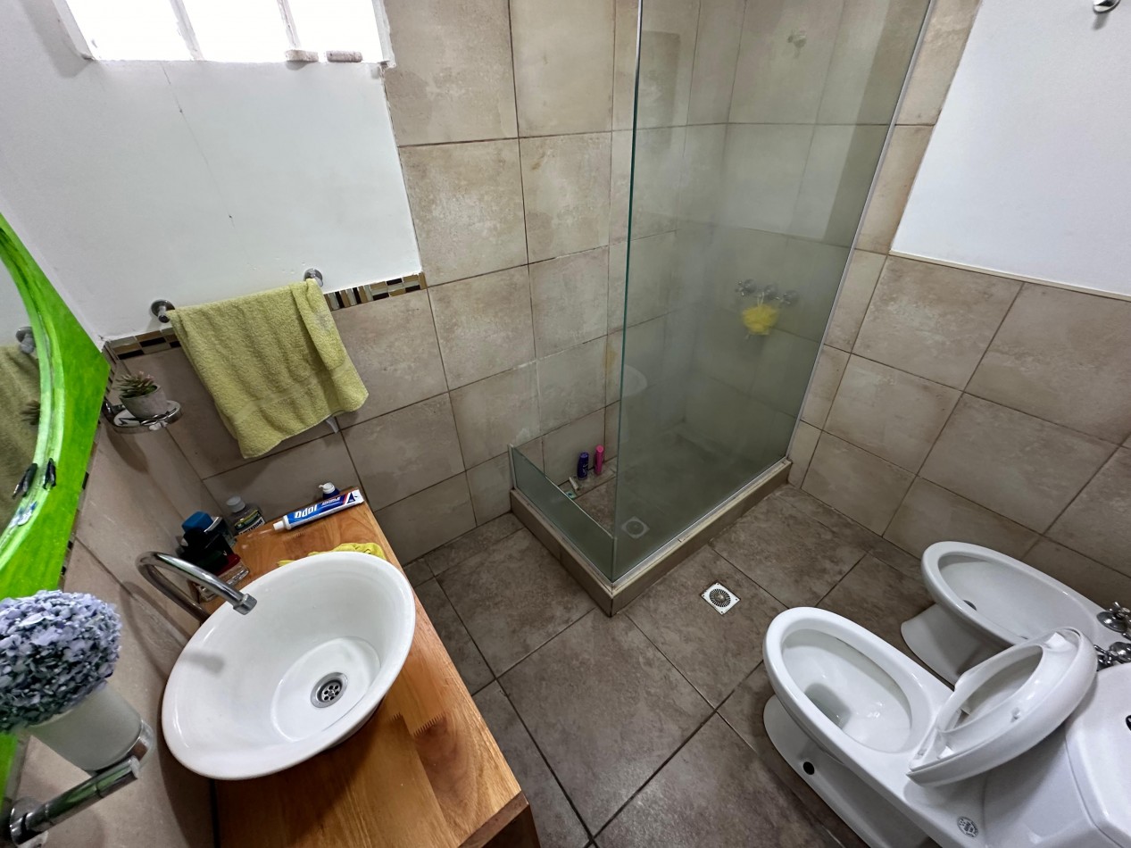 PH 3 amb en venta a una cuadra de J B Justo