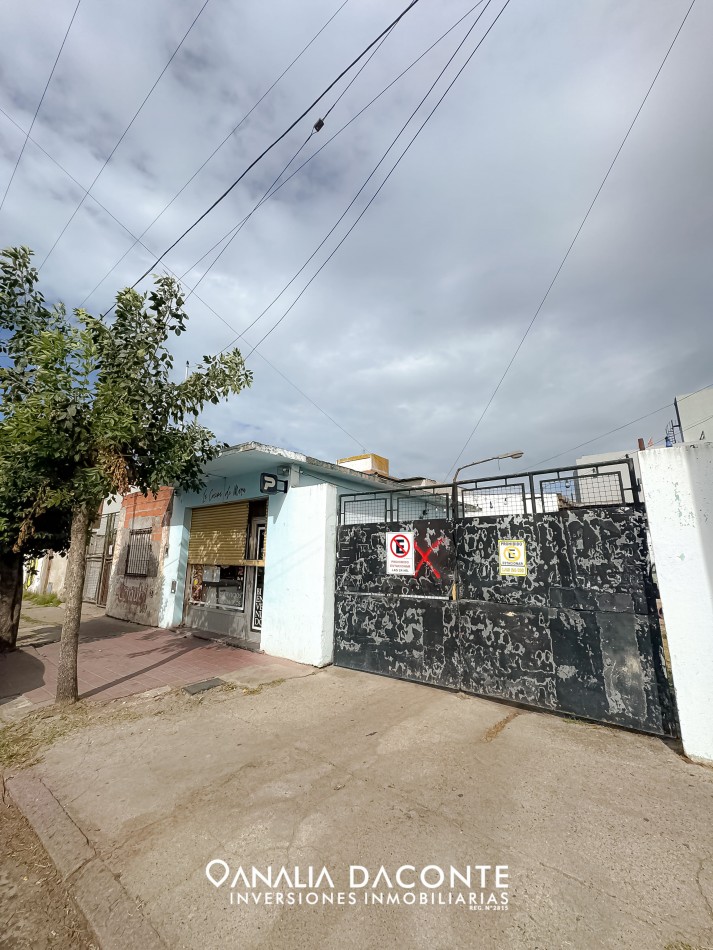 Gran oportunidad de inversion 3 lotes en block 39 y cerrito 667 mts2 !