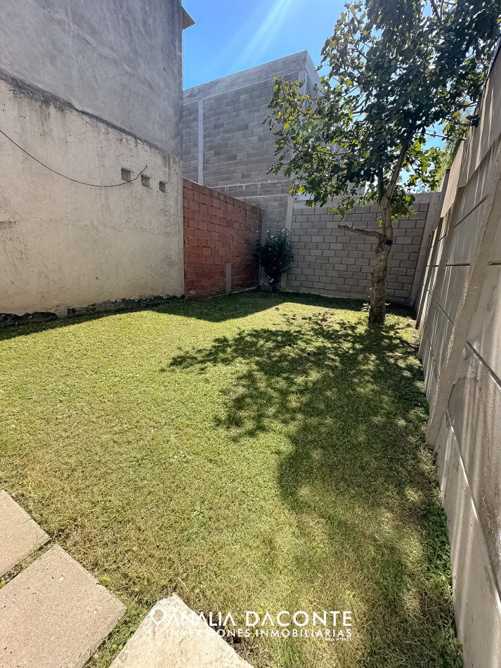 Duplex 2 amb con jardin Barrio Lopez de Gomara