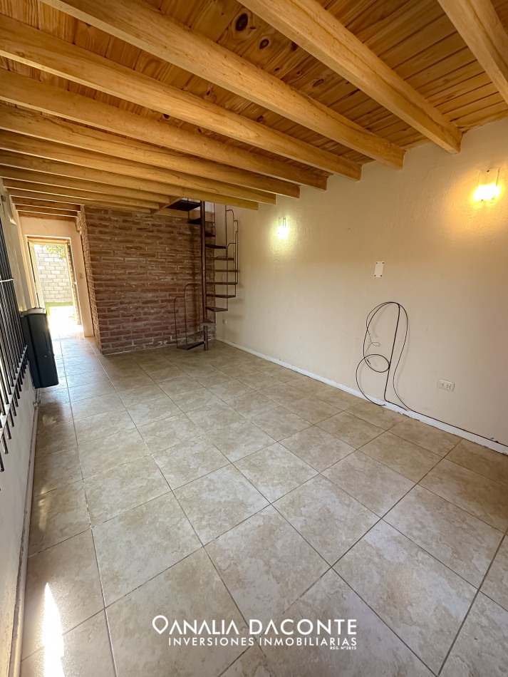 Duplex 2 amb con jardin Barrio Lopez de Gomara