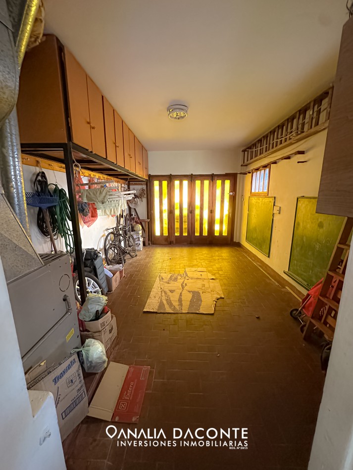 Gran chalet 7 amb sobre dos lotes en Parque Luro