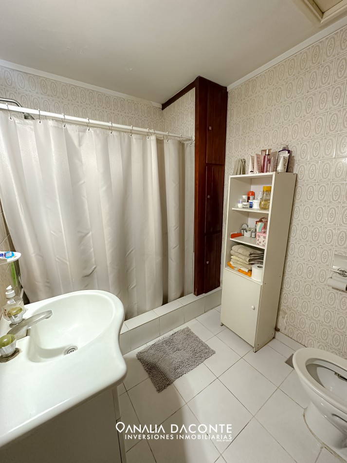 Chalet 3 amb con parque y departamento en San Jeronimo