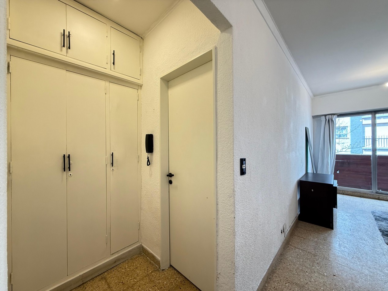 DEPTO 3 AMB CON BALCON TODO EXTERNO! CORRIENTES 1700
