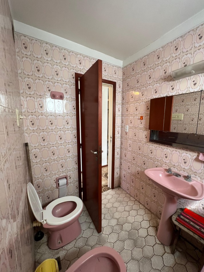 Bajo su valor! Depto 2 amb con balcon saliente