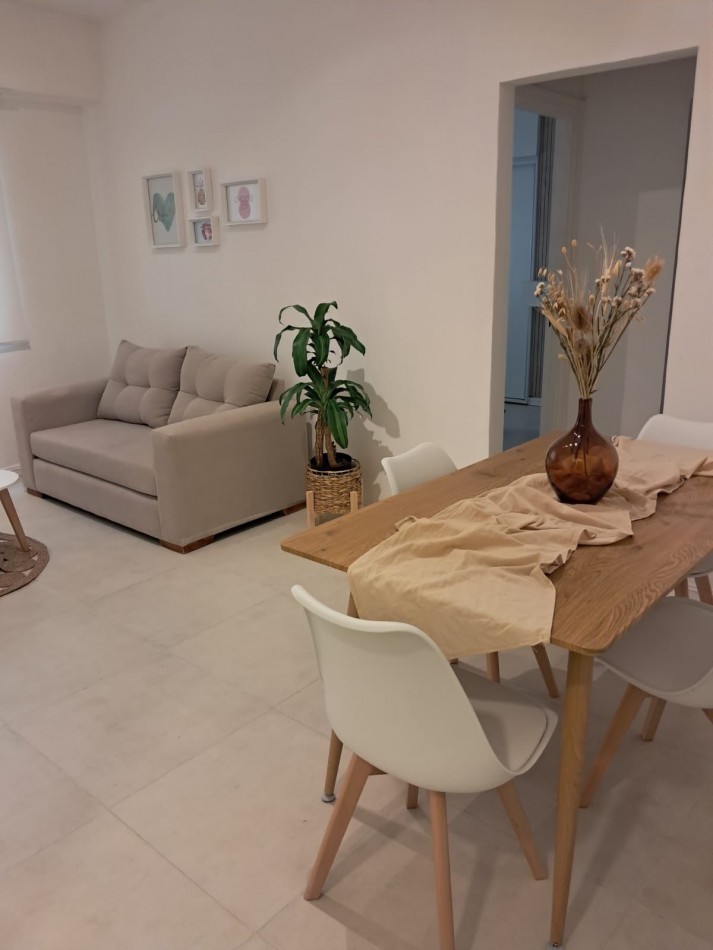 HERMOSO DEPTO 2 AMB RECICLADO Y AMOBLADO!