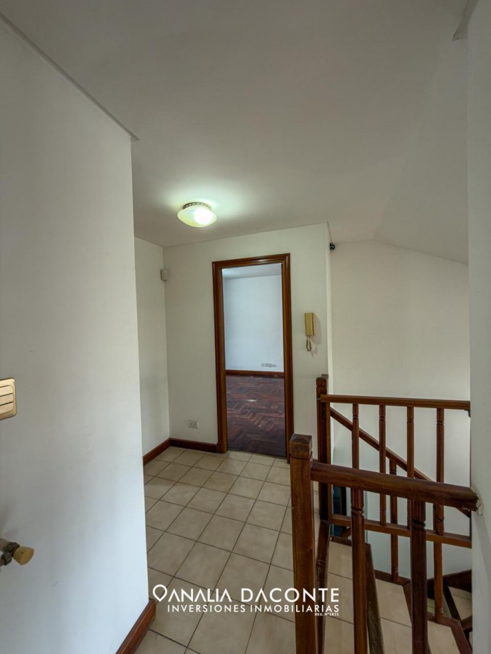 Gran chalet 7 amb a reciclar! en Caisamar con parque y quincho