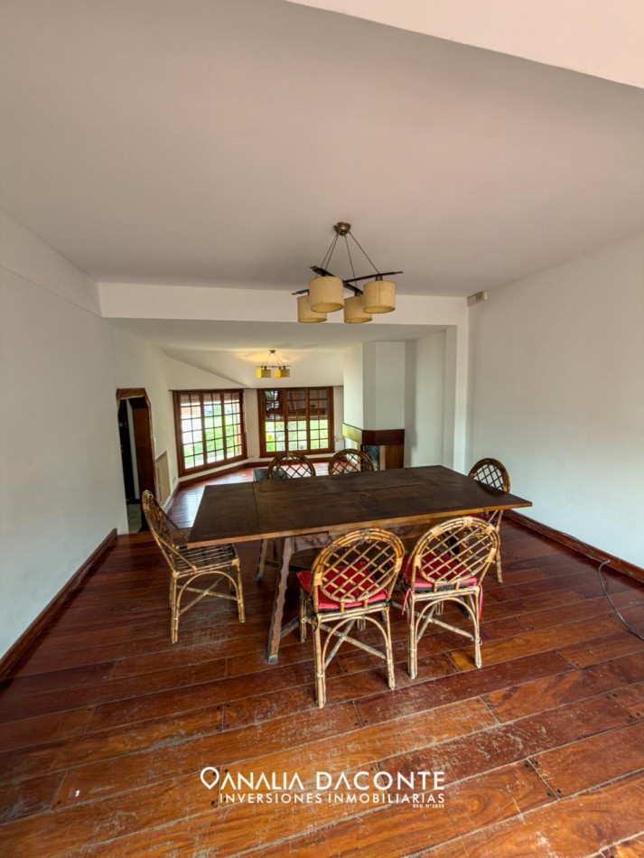 Gran chalet 7 amb a reciclar! en Caisamar con parque y quincho