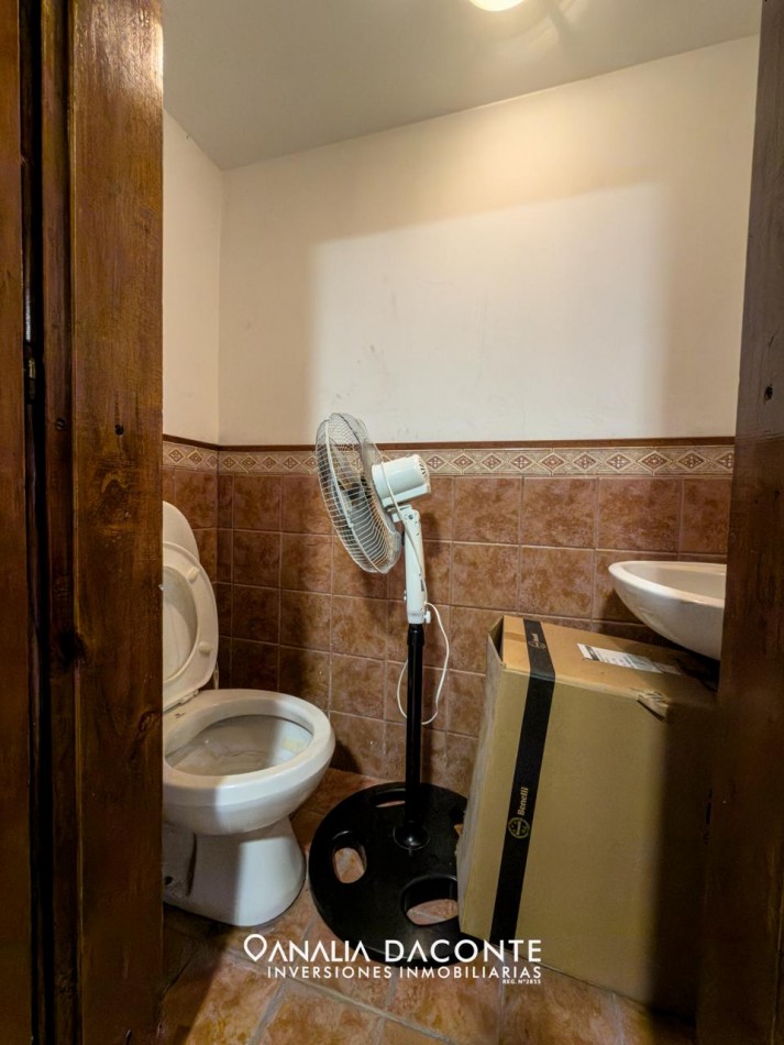 Amplio chalet con parque y garage. Zacagnini