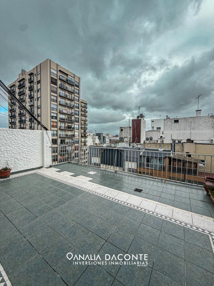 Depto 3 amb con gran terraza + dependencia y cochera. Plaza Colon