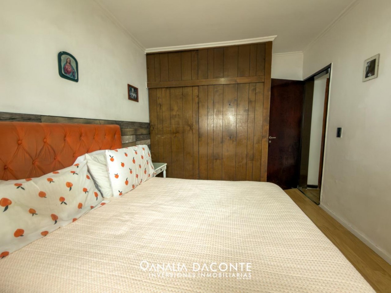 Chalet 3 amb con garage y jardin. Zona Once Unidos