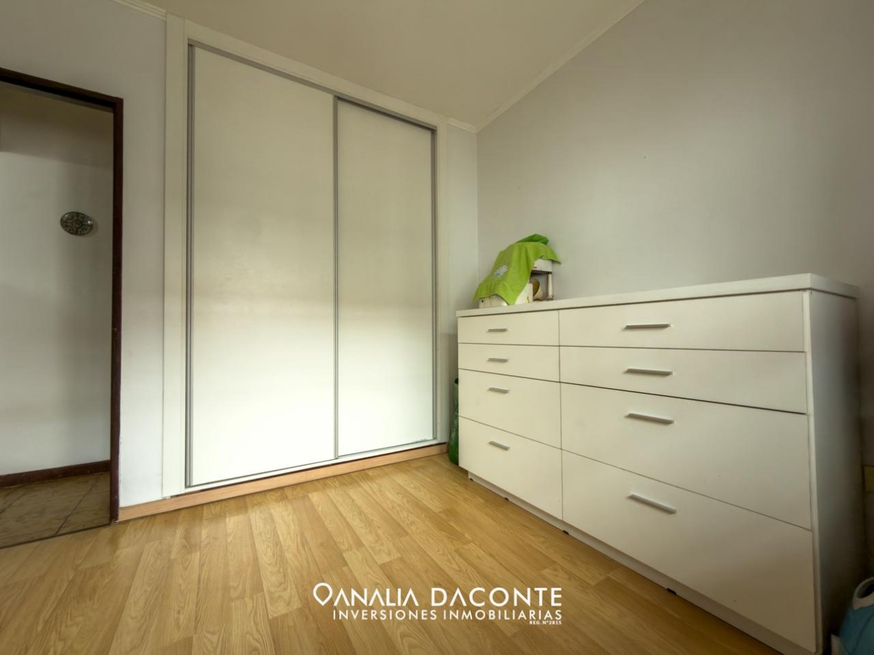 Chalet 3 amb con garage y jardin. Zona Once Unidos