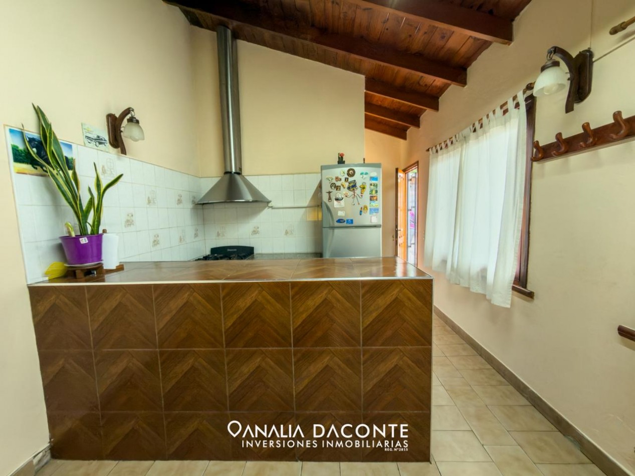 Chalet 3 amb con garage, gran quincho y jardin. San Geronimo
