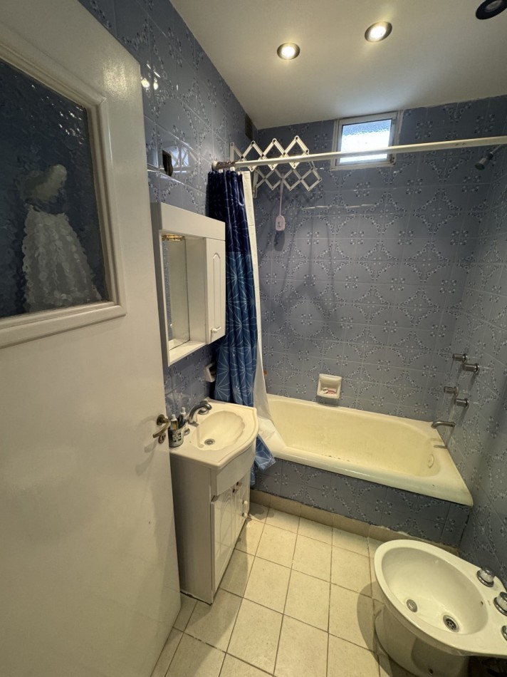 Depto 3 ambientes + dependencia 2 baños lavadero zona shopping Aldrey