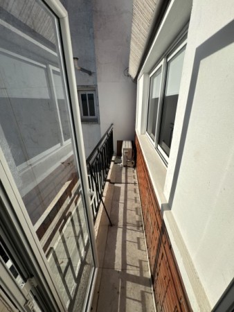 Departamento 1 amb a la calle reciclado en su totalidad