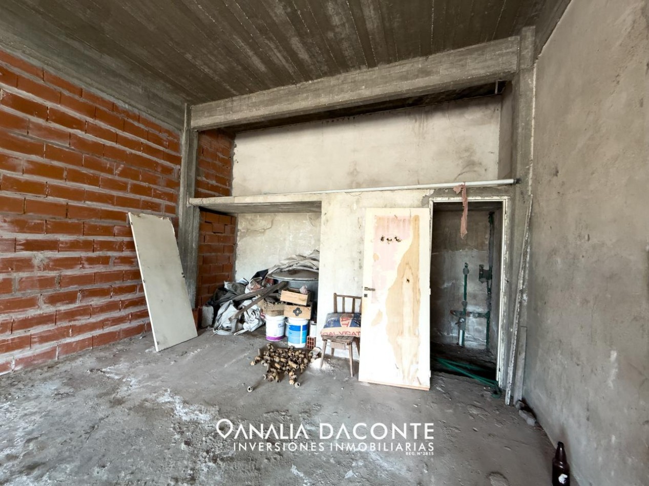 CORRALON SOBRE AV. TEJEDOR. LOTE DE 433M2!