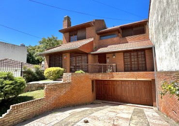 Gran chalet 7 amb en Caisamar con parque y quincho