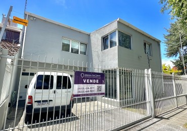 Moderna casa 5 amb en barrio Constitucion