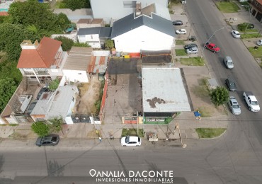 Gran oportunidad de inversion 3 lotes en block 39 y cerrito 667 mts2 ! 