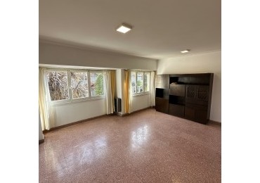 Departamento 2 ambientes con patio Santa Fe 2800 electrico