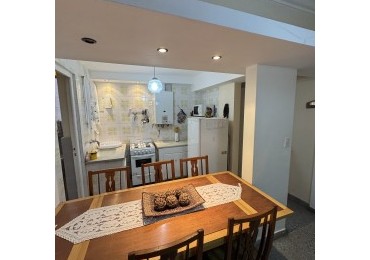 Depto 3 ambientes + dependencia 2 baños lavadero zona shopping Aldrey  